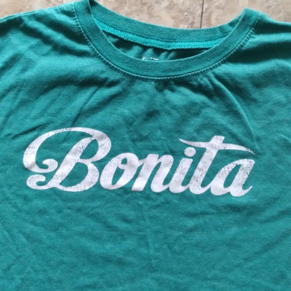 Modern Lux Bonita graphic cropped tshirt, size XS - Picture 2 of 7